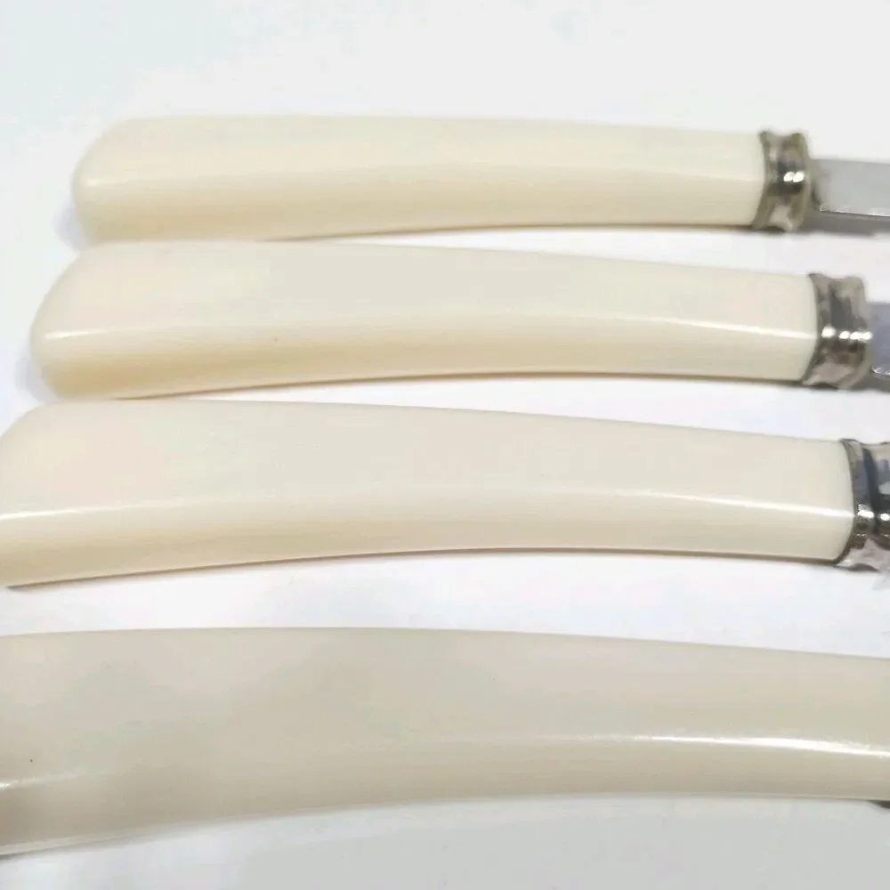 Vintage Quikut Steak Knives Set Of 4 Cream Ivory Handle Serrated USA MCM